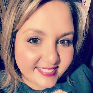 Meet your Posher, Christy